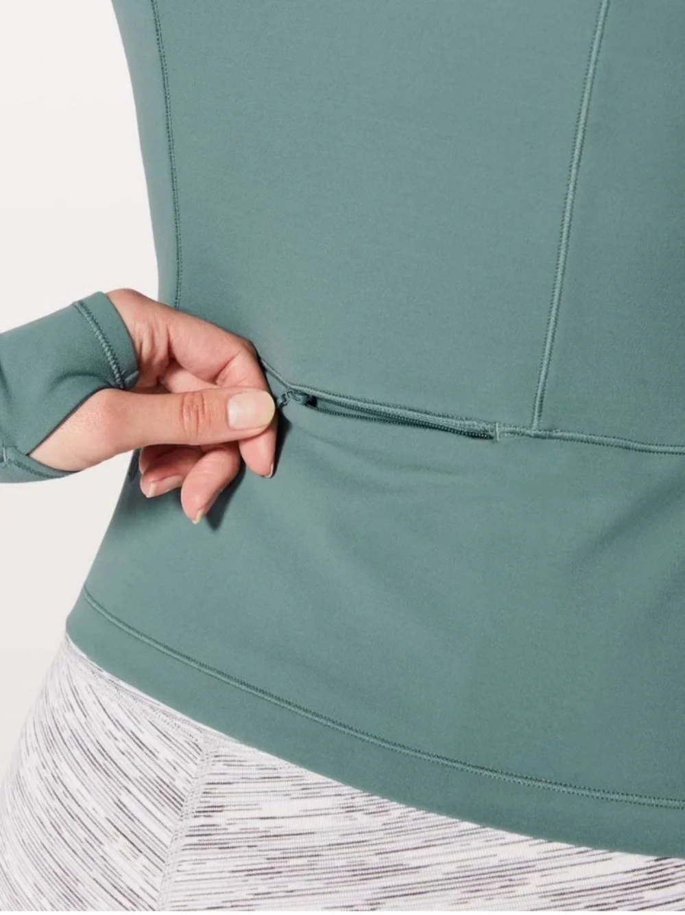 Lululemon Move With Ease Jacket ~ 8 ~ Mystic Green